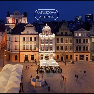 דירה Ratuszova Stary Rynek Old Market Sq Premium & Restaurant Ad 1954, פוזנן